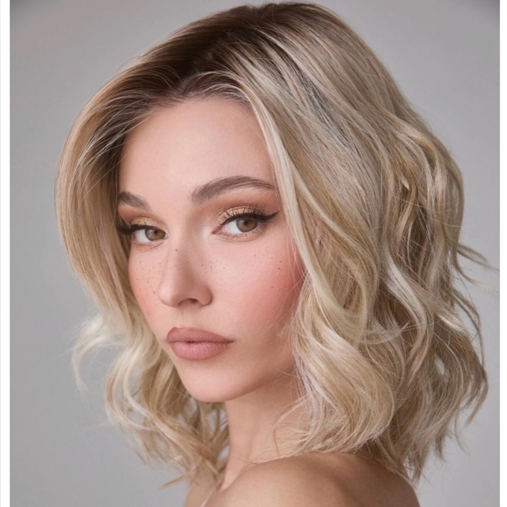 Rene of Paris AMORE ROHAN HF Synthetic Wavy Wig! White Rose Blonde! Full Mono!
